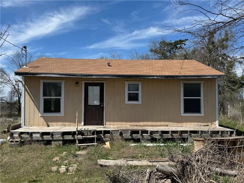 103 W Cypress, Lott, TX, 76656-4079 | Card Image