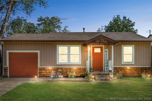 4911 S Cincinnati Ave, Tulsa, OK, 74105-4607 | Card Image