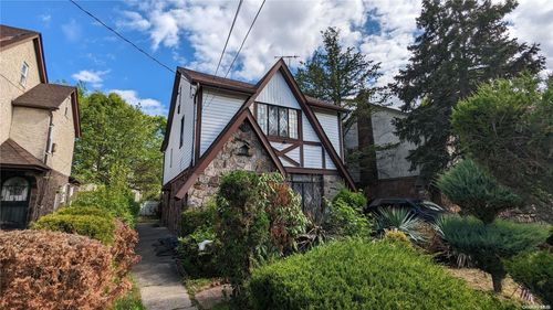 173-14 113th Ave, Addisleigh Park, NY, 11433-4003 | Card Image