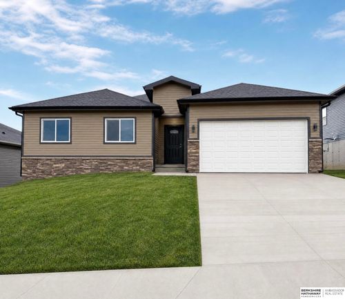 7706 S 33rd Ave, Bellevue, NE, 68147-1310 | Card Image
