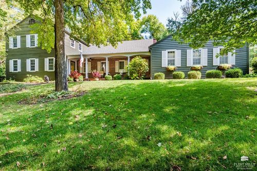 920 Fairway Dr, Manhattan, KS, 66502-4511 | Card Image