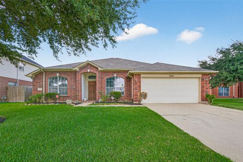 3910 Caramel Point Ct, Fresno, TX, 77545-7044 | Card Image