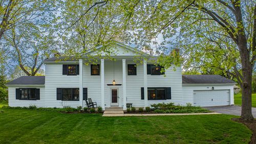 702 Maple Ln, Geneva, IL, 60134-1158 | Card Image
