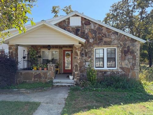 8119 Marche Lateral Rd, North Little Rock, AR, 72118-1686 | Card Image