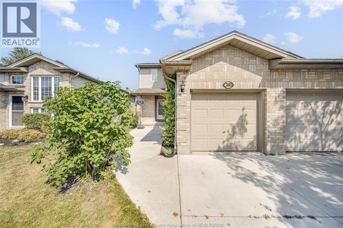 746 Michael Dr, Tecumseh, ON, N8N5A3 | Card Image