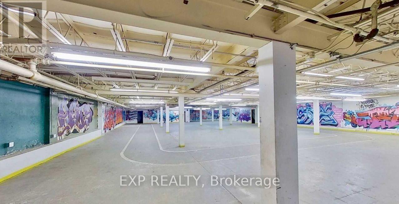 Commercial Lease in Oshawa (O'Neill) 2