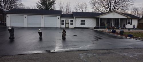 602 W William St, Sesser, IL, 62884-2003 | Card Image