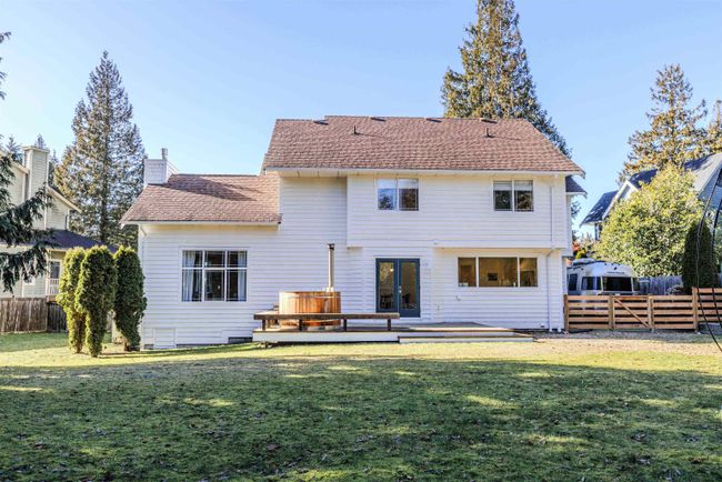 1456 Vernon Drive, House other with 5 bedrooms, 2 bathrooms and 6 parking in Gibsons BC | Image 32