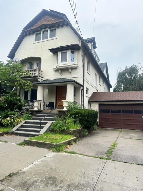 2-409 W 261st Street, New York, NY, 10471 | Card Image