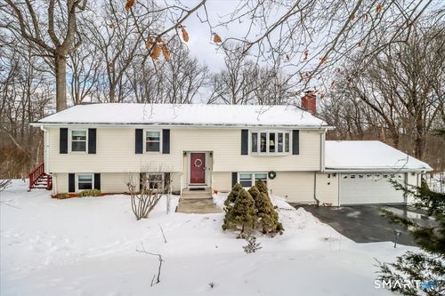 135 Parsonage Hill Rd, Northford, CT, 06472-1446 | Card Image