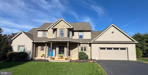 2340 Barrister Dr, YORK, PA, 17404-1365 | Card Image