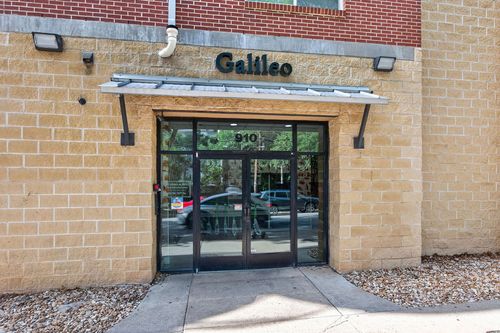 406-910 W 25th St, Austin, TX, 78705-4432 | Card Image