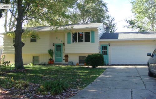 619 Fairway Dr Nw, Grand Rapids, MI, 49534-4557 | Card Image