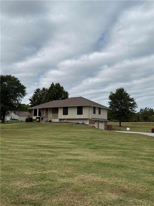 13512 E 198th St, Peculiar, MO, 64078-9006 | Card Image