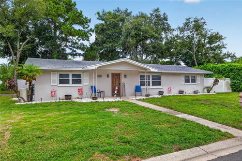 2266 Manor Ct, Clearwater, FL, 33763-2358 | Card Image