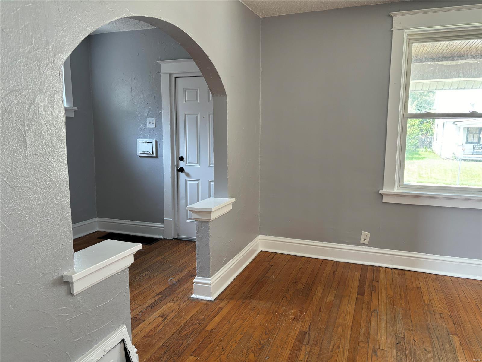 Hornsby Ave, Saint Louis, MO 63147