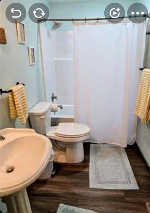 1049 Se 475 Rd Road, Knob Noster, MO, 65336 | Card Image