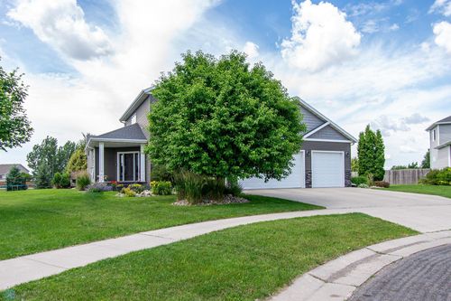 3827 15th St S, Moorhead, MN, 56560-6960 | Card Image
