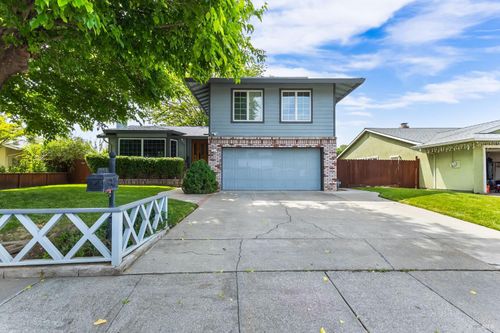 336 Royal Oaks Dr, Vacaville, CA, 95687-5025 | Card Image