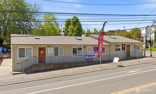820 6th Ave, Tacoma, WA, 98405-5210 | Card Image