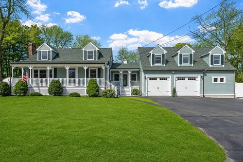 97 Hartwell Rd, Bedford, MA, 01730-2409 | Card Image
