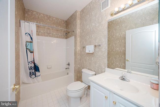 APT-202 - 12161 Abington Hall Pl, Condo with 2 bedrooms, 2 bathrooms and null parking in RESTON VA | Image 19