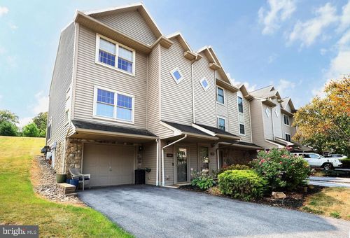 apt-a-658 Oakwood Ave, STATE COLLEGE, PA, 16803-2641 | Card Image