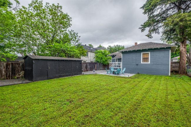 705 S Glasgow Dr, House other with 3 bedrooms, 2 bathrooms and null parking in Dallas TX | Image 19