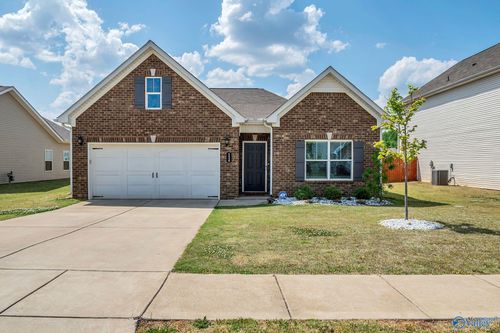 114 Emma Grace Ln, New Market, AL, 35761-6504 | Card Image
