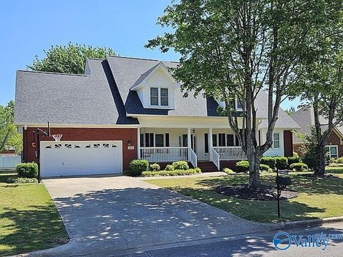 125 Lansdowne Dr, Madison, AL, 35758-7613 | Card Image