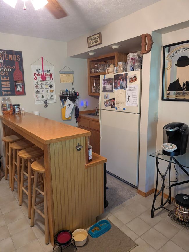 Bar | Image 39