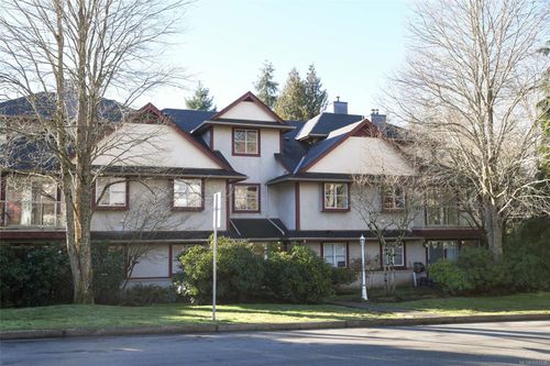 201-2655 Muir Rd, Courtenay, BC, V9N9A1 | Card Image