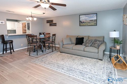 4967-4967 Seven Pine Cir, Huntsville, AL, 35816-1321 | Card Image