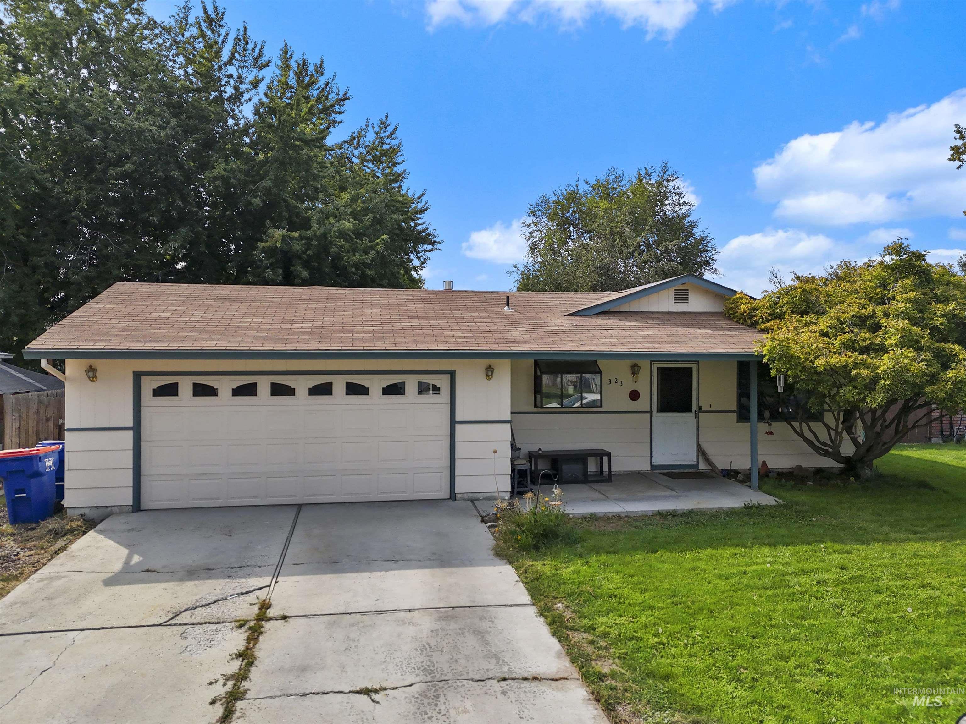 Harlan Pl, Eagle, ID 83616