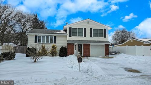 213 8th St, BARNEGAT, NJ, 08005-2804 | Card Image