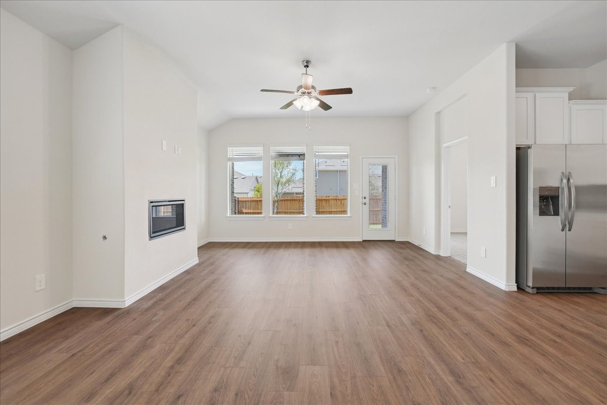 Residential Lease in Anna 4