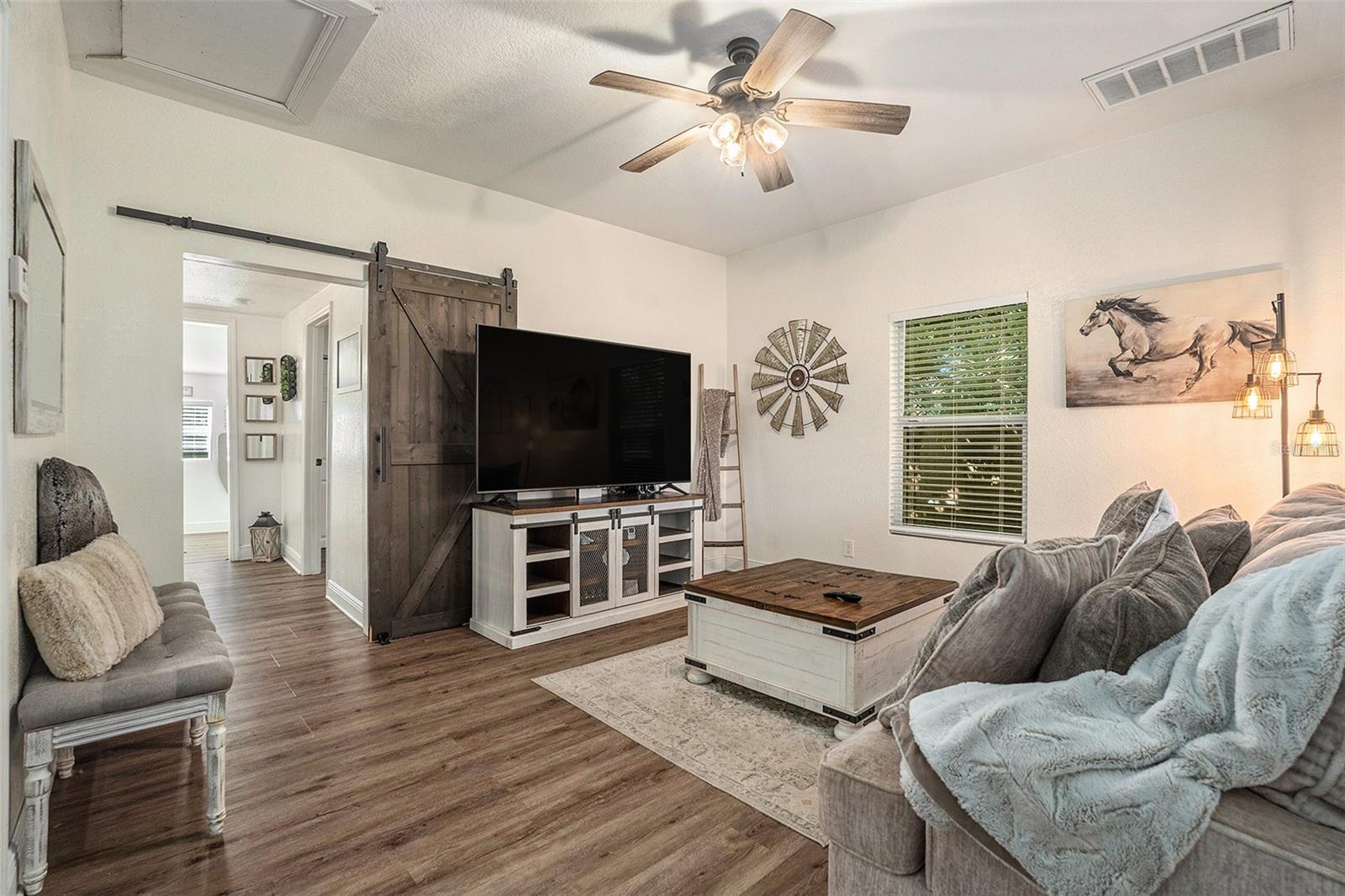 Residential in ZEPHYRHILLS 5