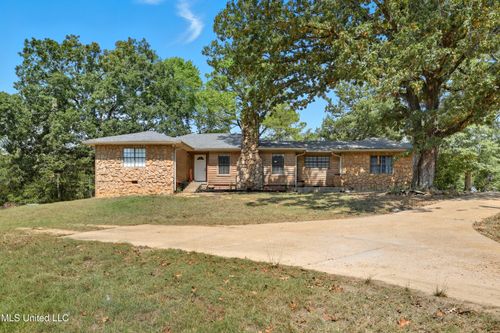 108 Wynndale Lake Rd, Terry, MS, 39170-9715 | Card Image