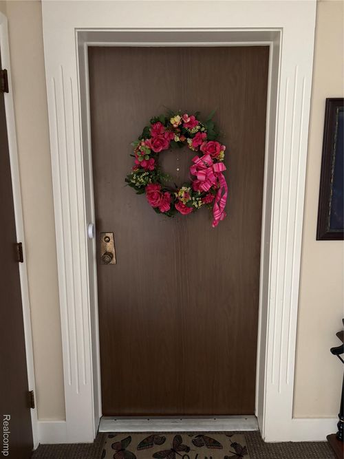 apt-1-1900 Fort St, Trenton, MI, 48183-2021 | Card Image