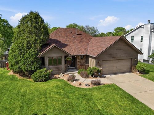7860 Upper 17th St N, Oakdale, MN, 55128-5630 | Card Image