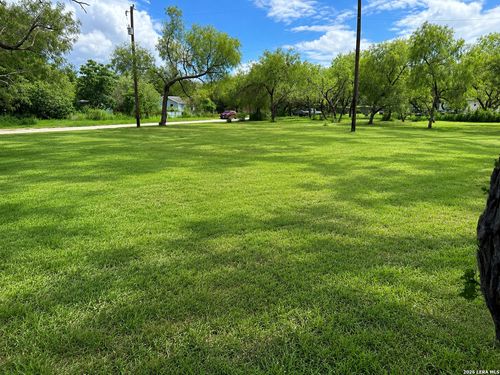 TBD N 2nd Ave, Elmendorf, TX, 78112 | Card Image