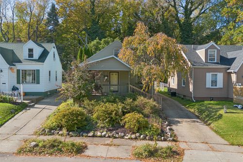 210 Andrews Park Blvd, Erie, PA, 16511-1008 | Card Image