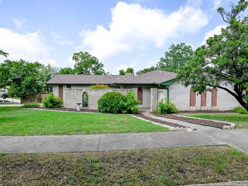 6102 Forest Timber St, San Antonio, TX, 78240-3356 | Card Image
