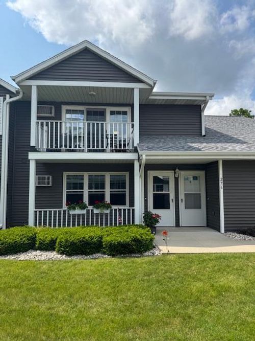 c-276 Mountin Drive, MAYVILLE, WI, 53050 | Card Image