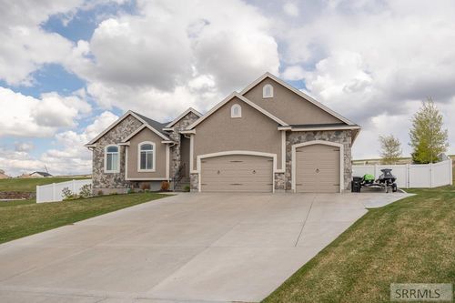 3483 S Boulder Creek Ln, Ammon, ID, 83406-5113 | Card Image
