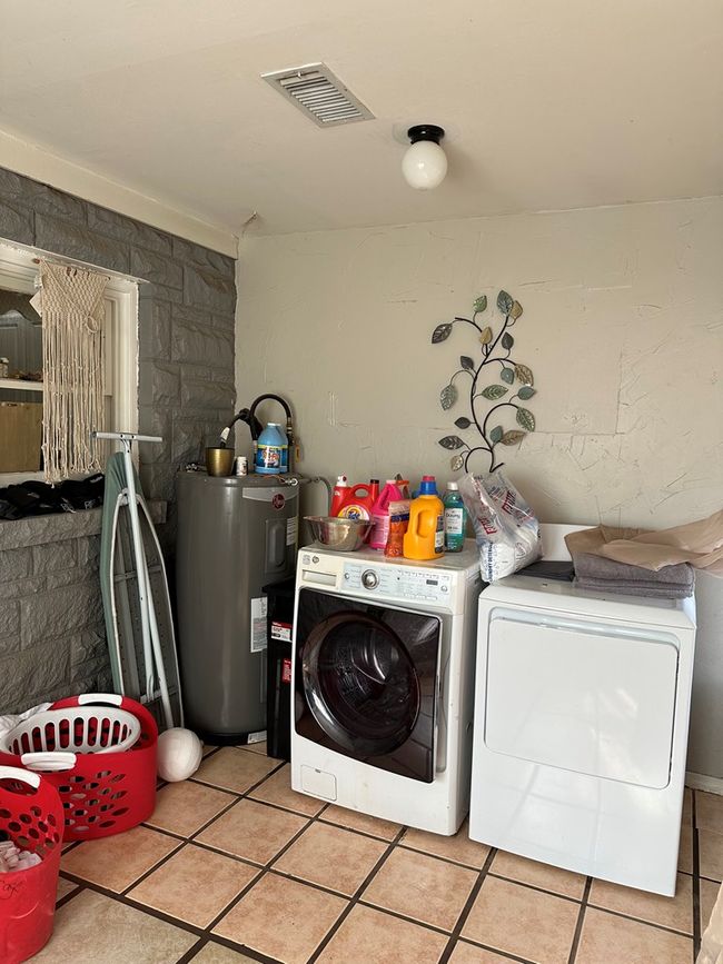 2812 Avenue V, House other with 4 bedrooms, 3 bathrooms and 2 parking in Snyder TX | Image 9