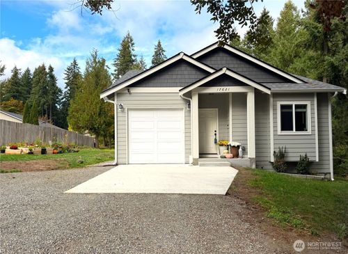 17621 Vine Ln Se, Yelm, WA, 98597-9388 | Card Image