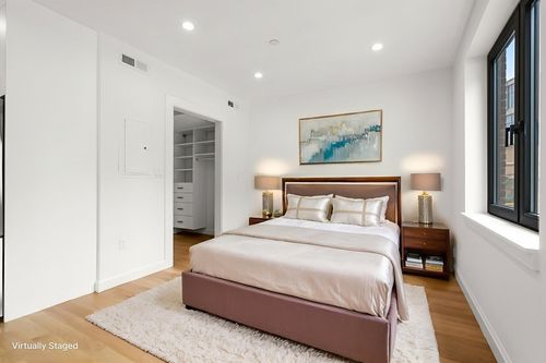 apt-3-1618 Beacon St, Brookline, MA, 02446-2258 | Card Image
