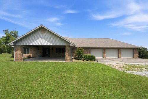 10590 E State Highway 86, Blue Eye, MO, 65611-8224 | Card Image