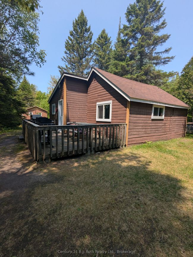 836 Lake Nipissing Rd, Home with 0 bedrooms, 1 bathrooms and null parking in Nipissing ON | Image 8